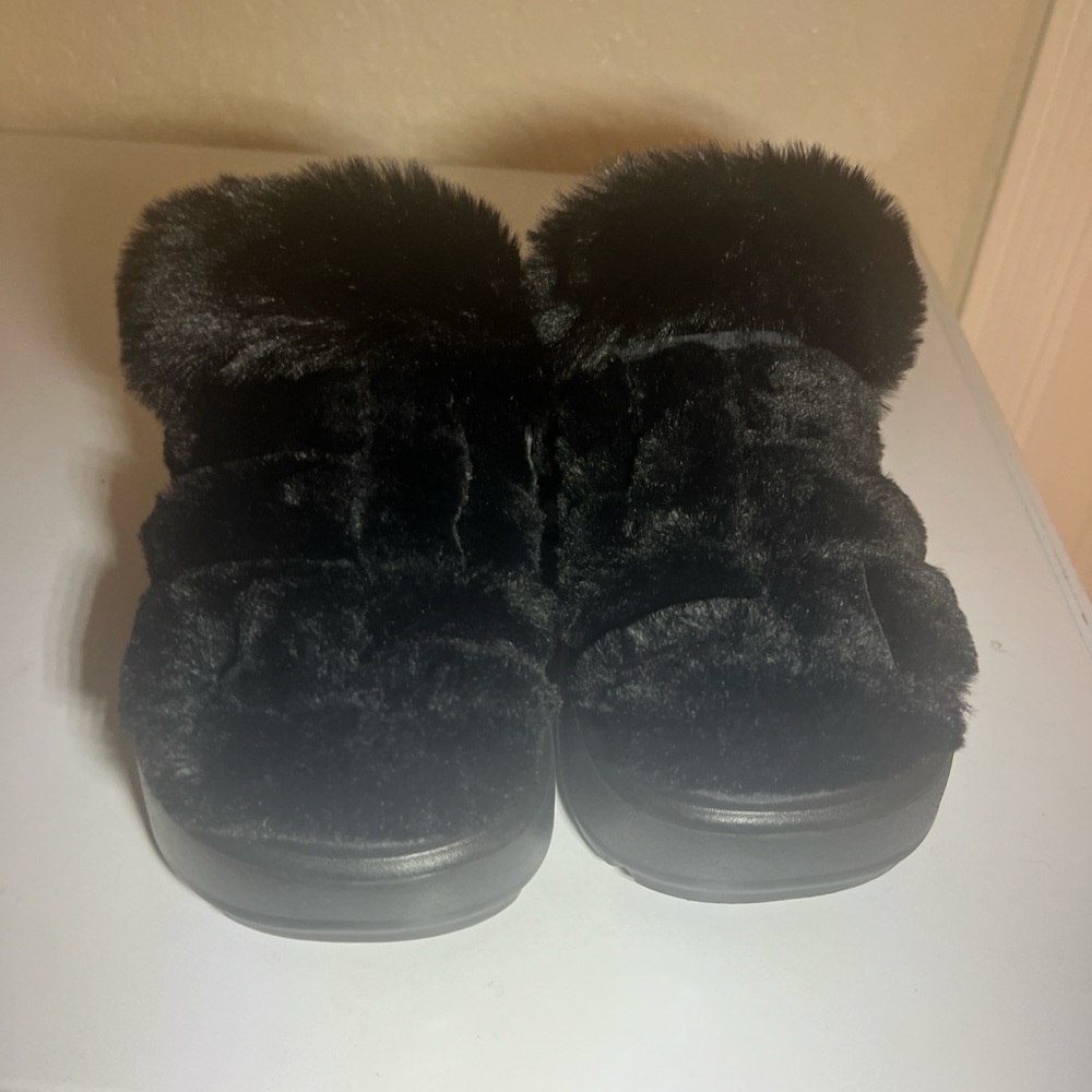 CROCS Black Faux Fur Slide Slippers